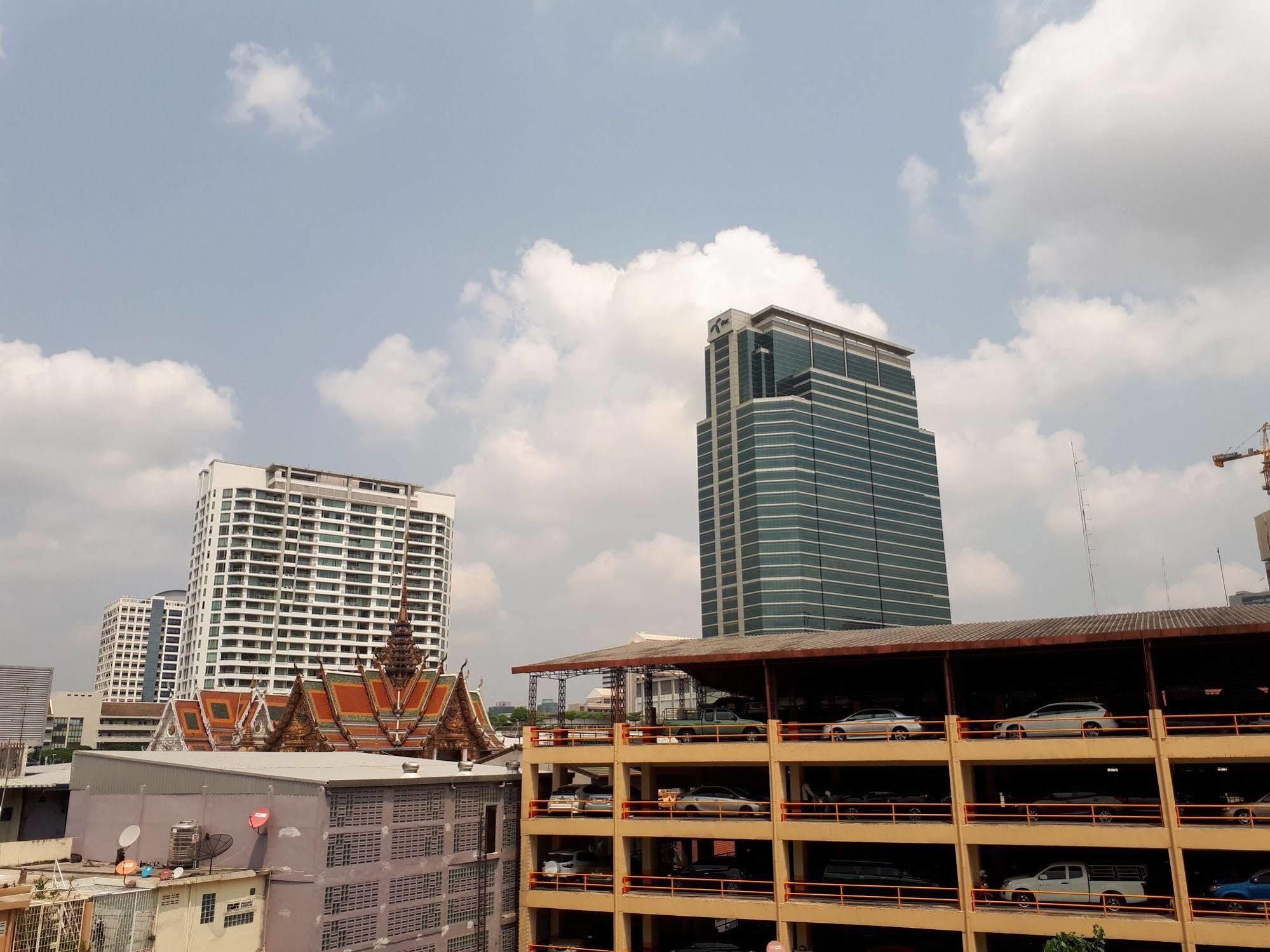 Bed By City Hotel Bangkok Exterior photo
